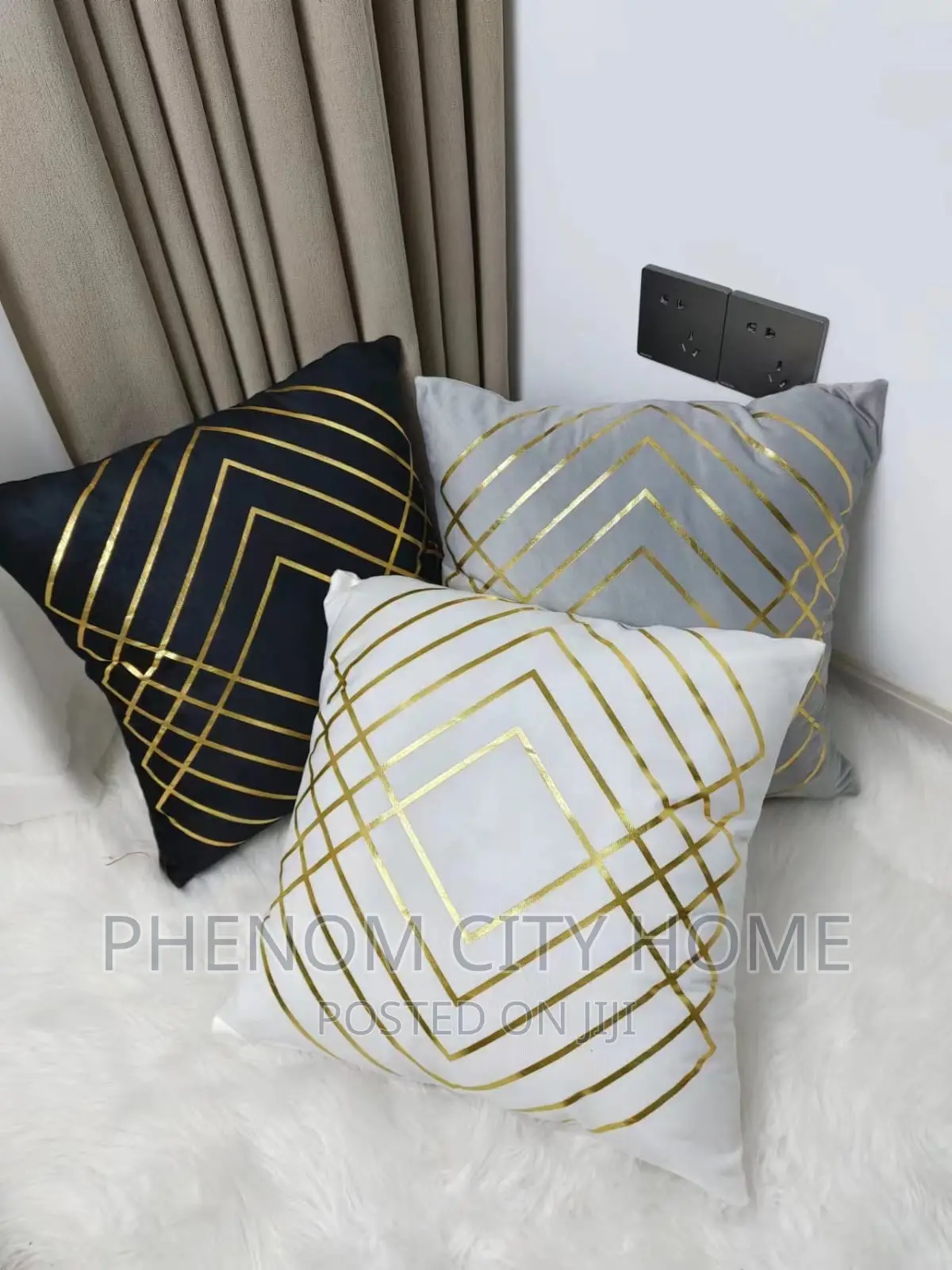Gold Printed THROWPILLOW Cases