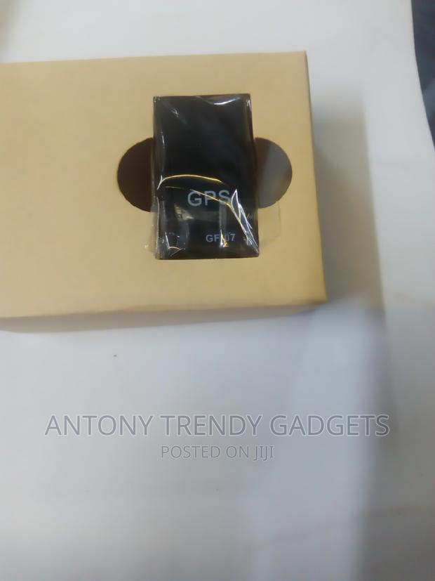 Portable GPS Tracker