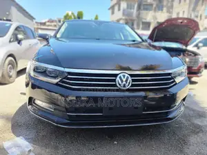 Volkswagen Passat 2016 Blue