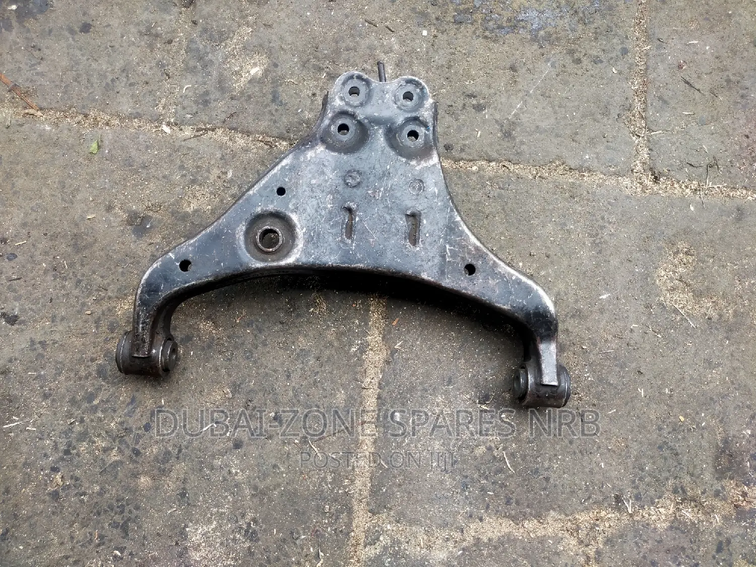 Isuzu D-Max 2005 Lower Control Arms Available Now on Offer.