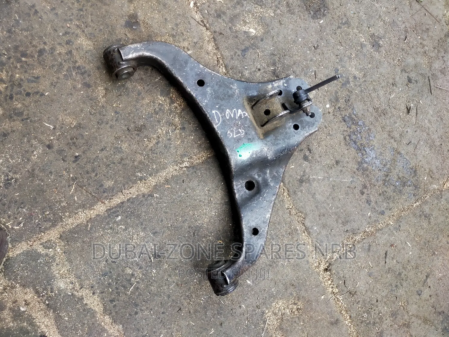Isuzu D-Max 2005 Lower Control Arms Available Now on Offer.