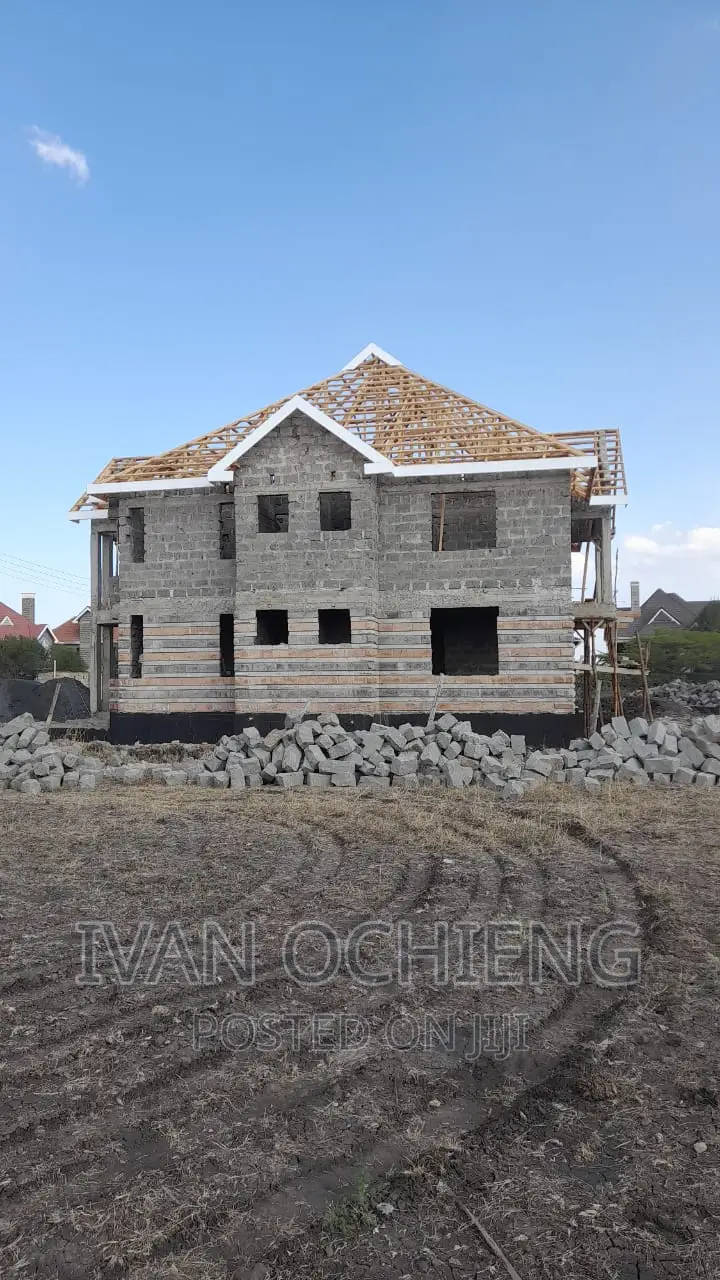 Meru Roofing and Interiors