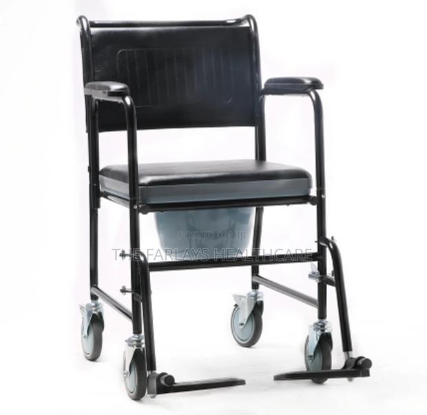Commode Seat With Wheels and Backrest. - main view