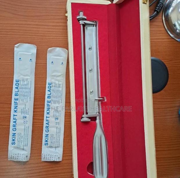 Skin Grafting Knife and Blade. - main view