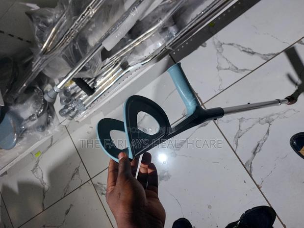 Open Elbow Crutches Pair. - thumbnail 2