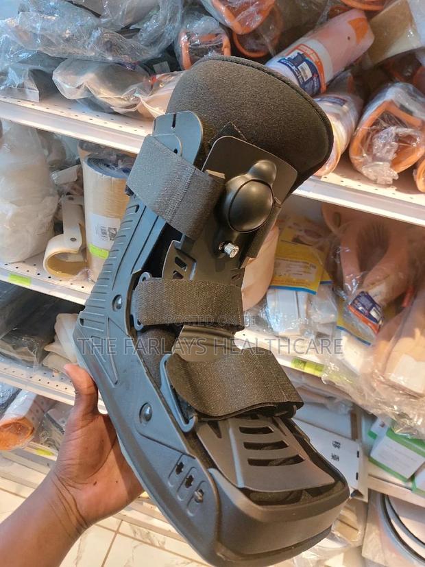 Inflatable Walker Boot - Short. - thumbnail 2
