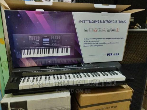 61 Key Teaching Electronic Keyboard PSR 493 - main view