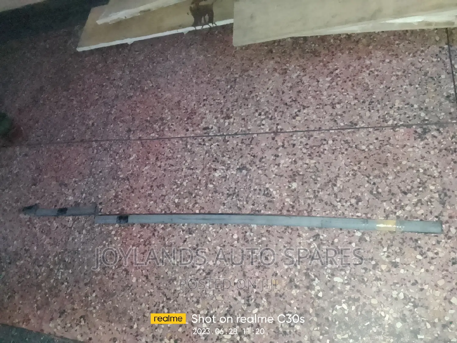Harrier 240 Roof Mouldings
