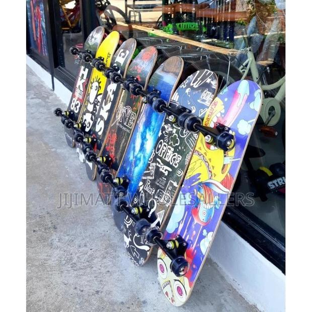 Skateboard//Large Skateboard - main view