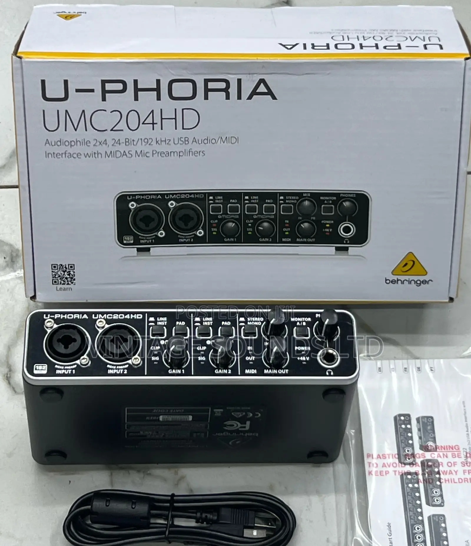 2x4 BEHRINGER Umc204hd Uphoria USB Audio Interface BK