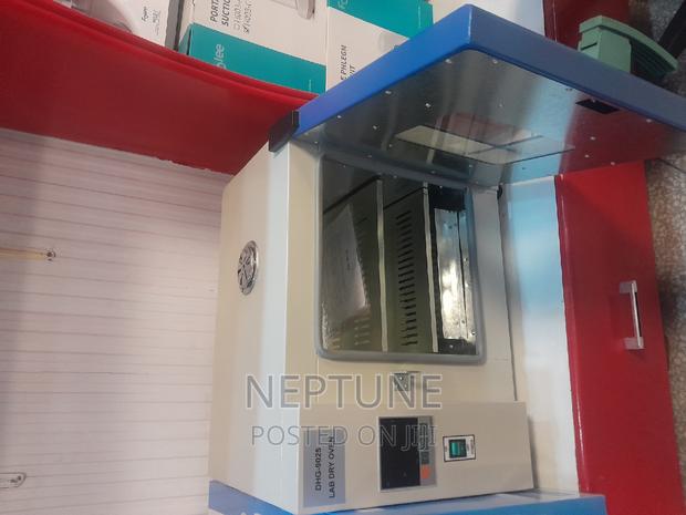 Labaratory Oven - main view