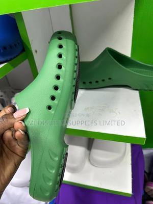 Theater Clogs/ Crocs - thumbnail 2