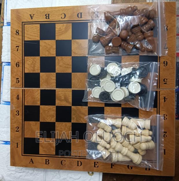 3in 1 Quality Wooden Foldable Chaseboard - thumbnail 3