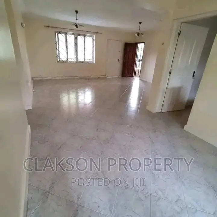 3bdrm Apartment in Riara Road, Kilimani for rent