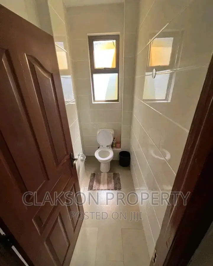 2bdrm Apartment in Valley Arcade, Lavington for sale