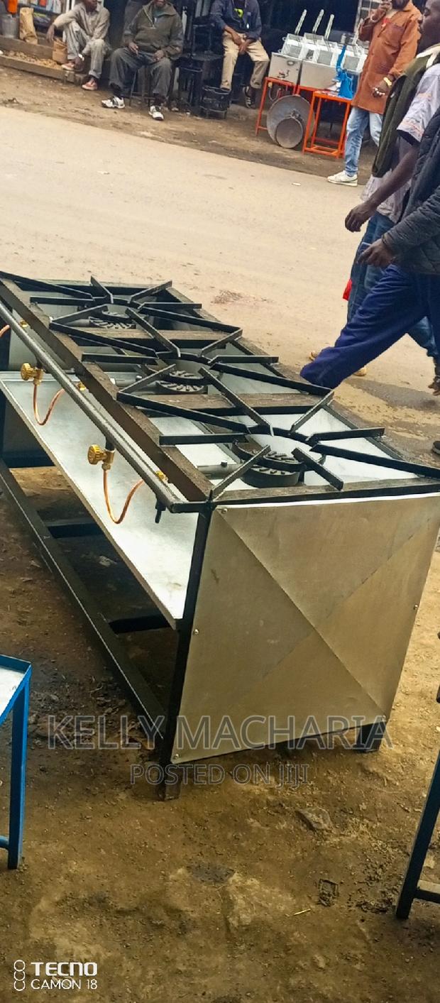 Commercial Closed Three Burner Gas Grill Jikos