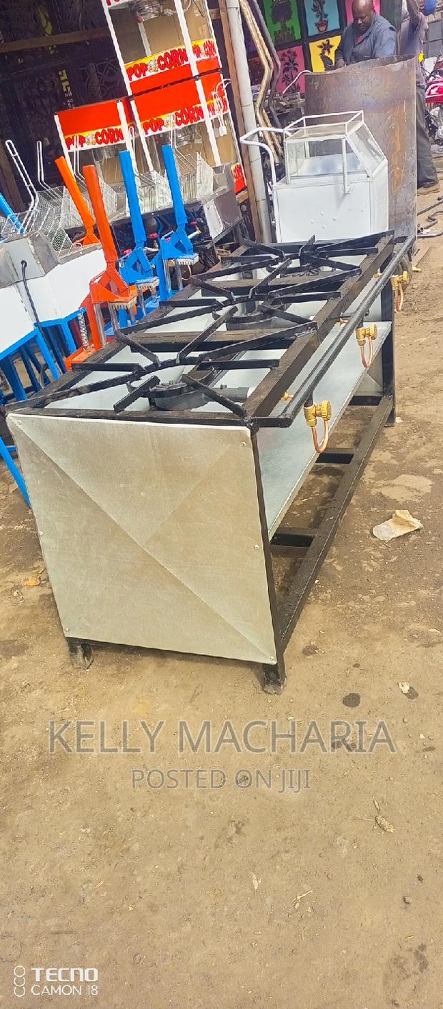 Closed Three Burner Gas Grill Jikos - thumbnail 5