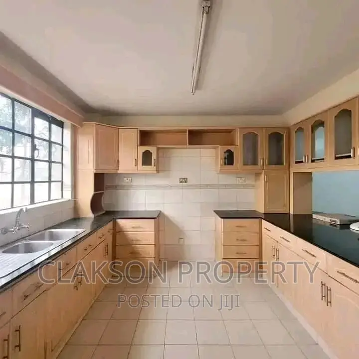 3bdrm Apartment in Kileleshwa for rent