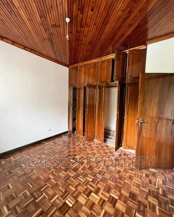 4bdrm Maisonette in Kilimani for rent