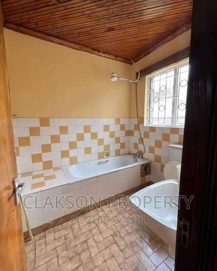4bdrm Maisonette in Kilimani for rent