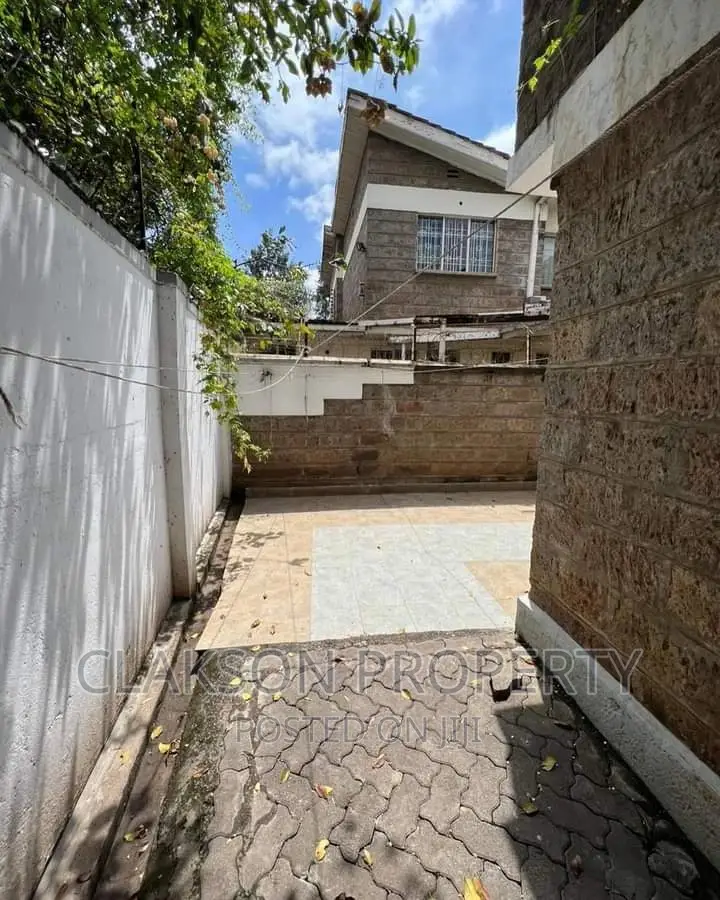 4bdrm Maisonette in Kilimani for rent