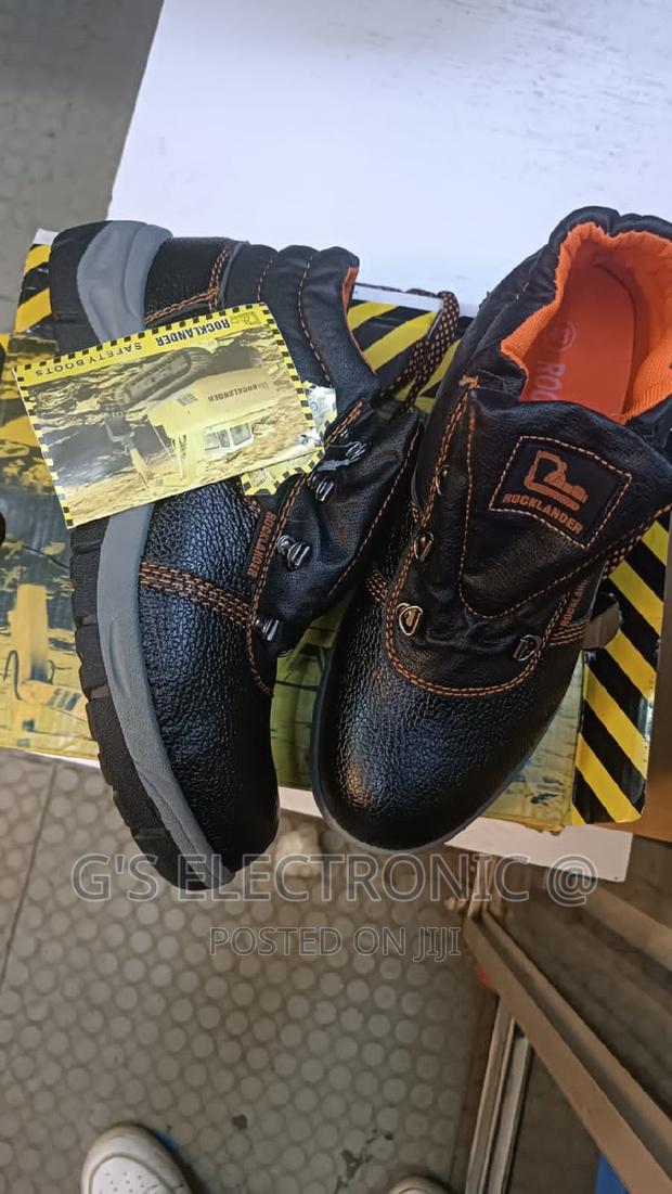 Safety Boots - main view