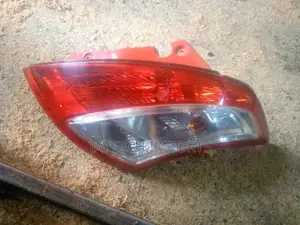 Suzuki Swift 2012 Taillight