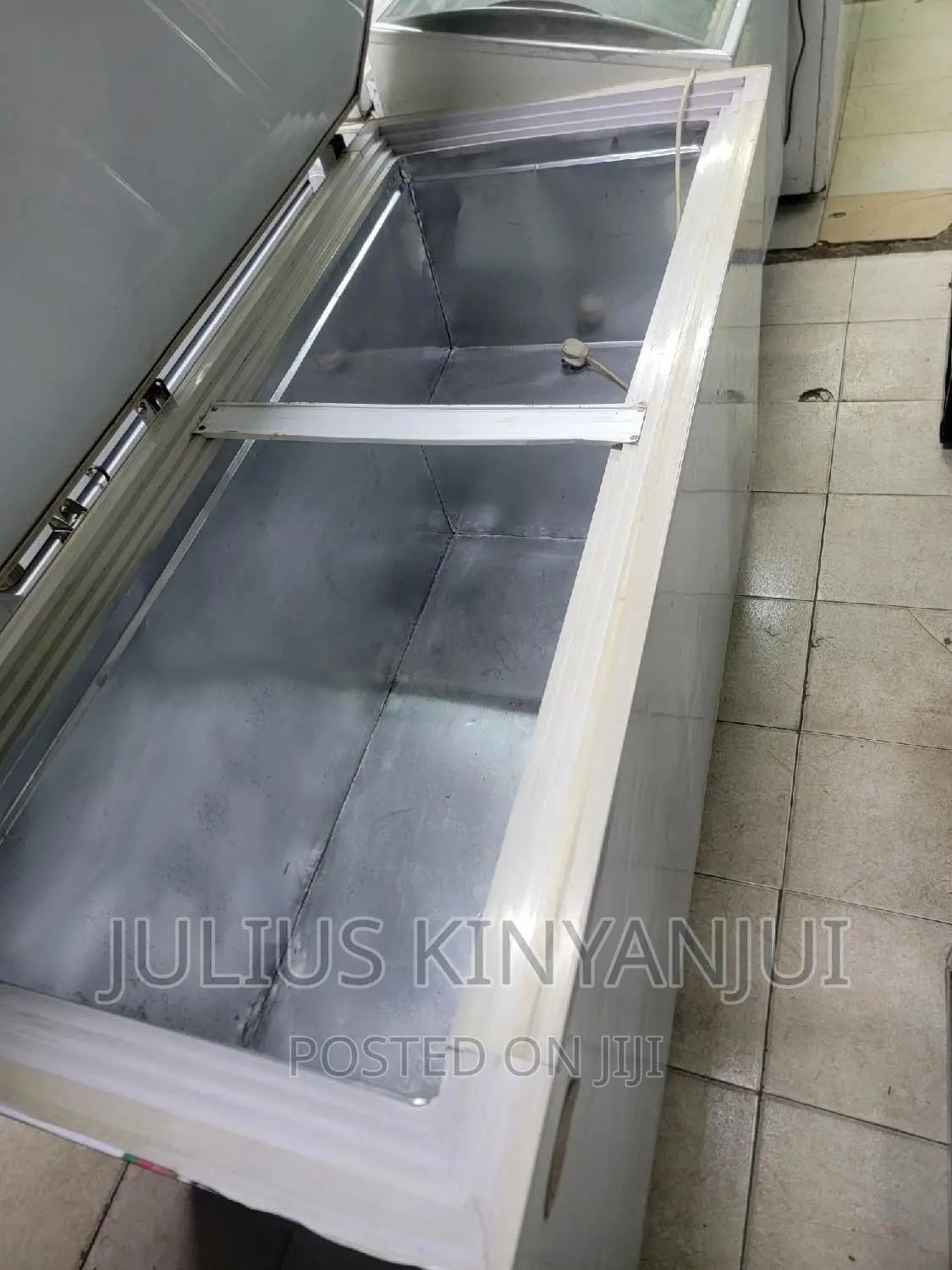 Deep Freezer 600l