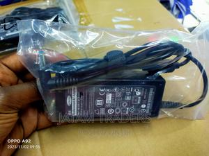 Hp Adapter 19v Blue Pin - main view