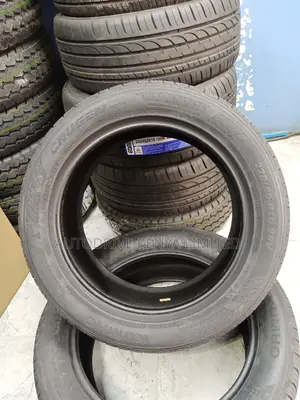 225/55r18 Kumho Tire