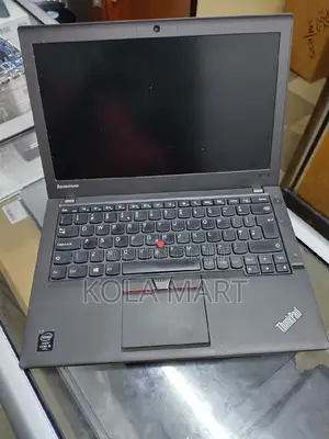 Laptop Lenovo ThinkPad X240 8GB Intel Core I5 HDD+SSD 500GB