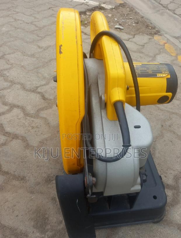 Chop -Saw Dewalt Brand Machine - thumbnail 3