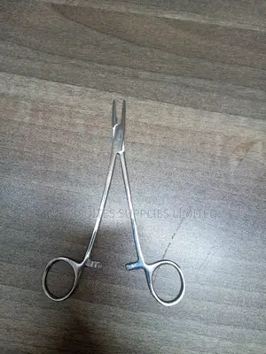 Needle Holder.