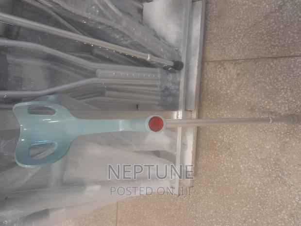 Crutches Open Armed - main view