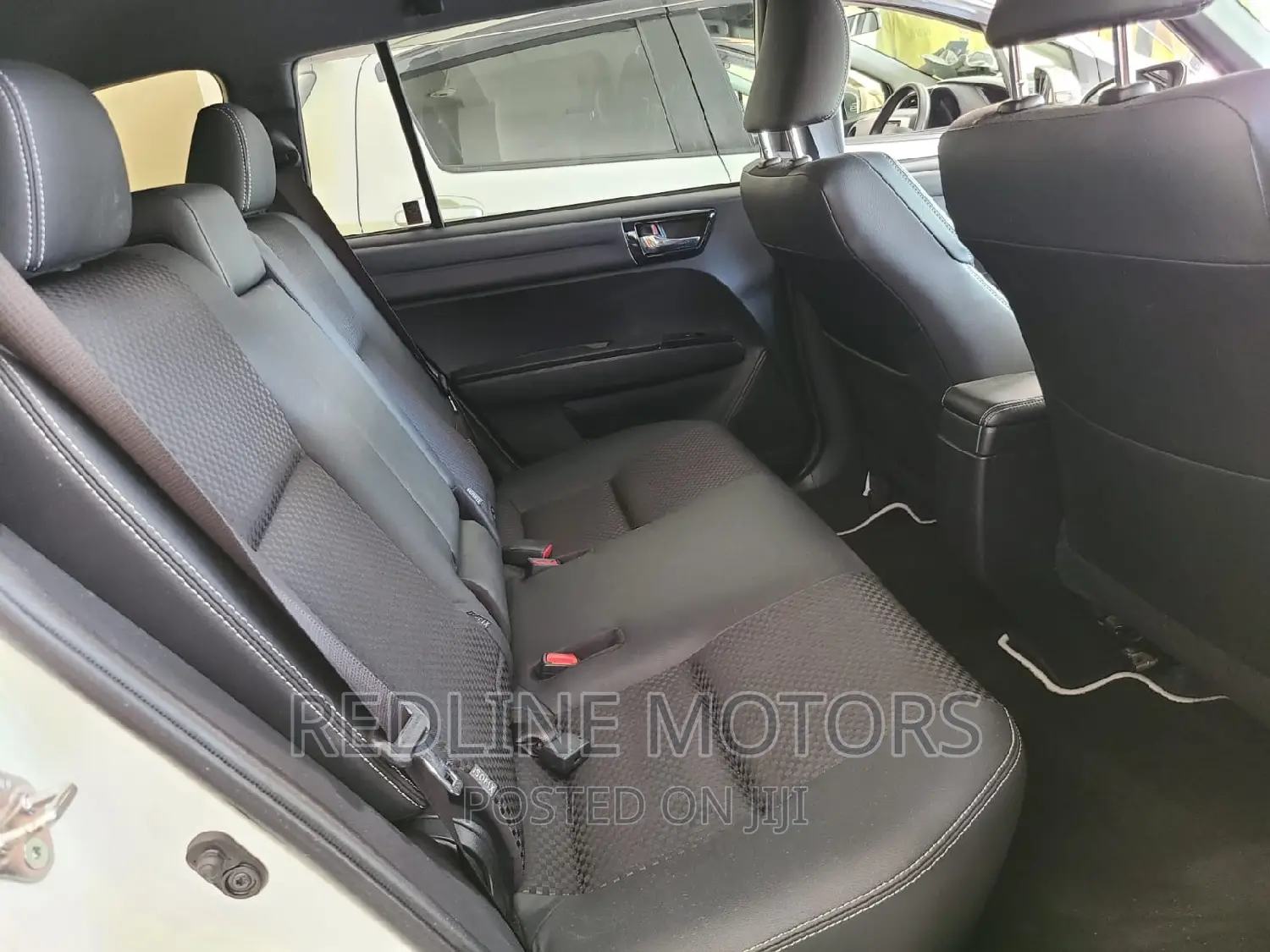 Toyota Corolla Fielder 2016 Pearl