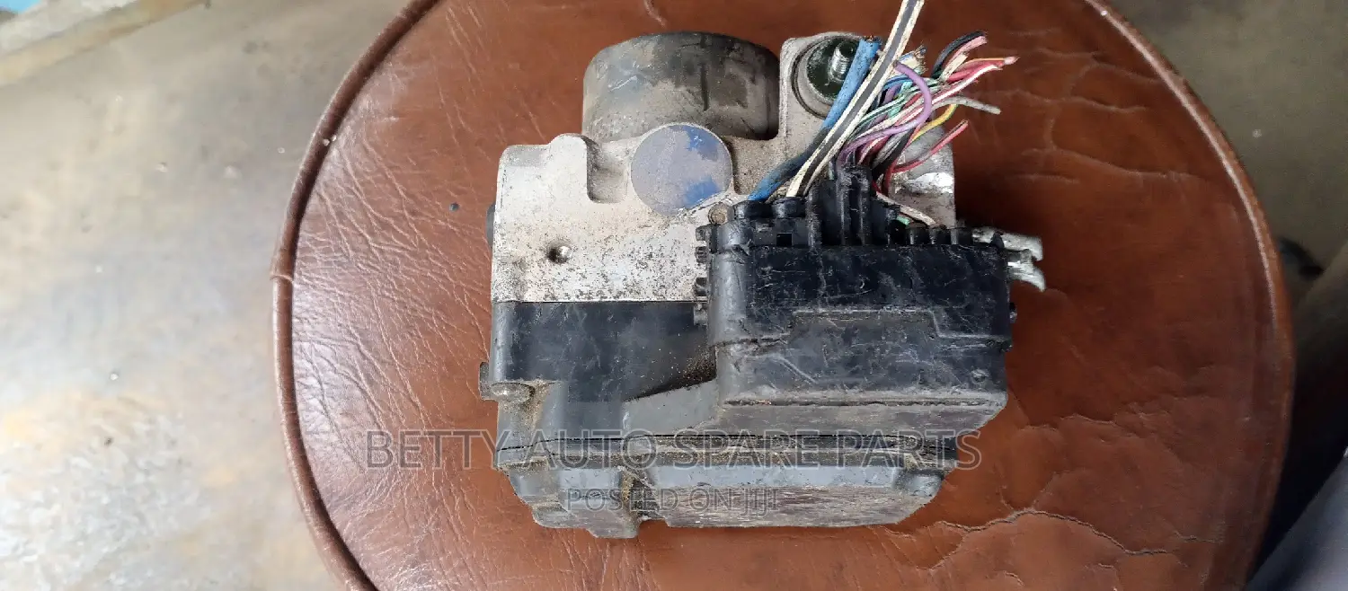 Toyota Vigo 4 Wd Abs Pump