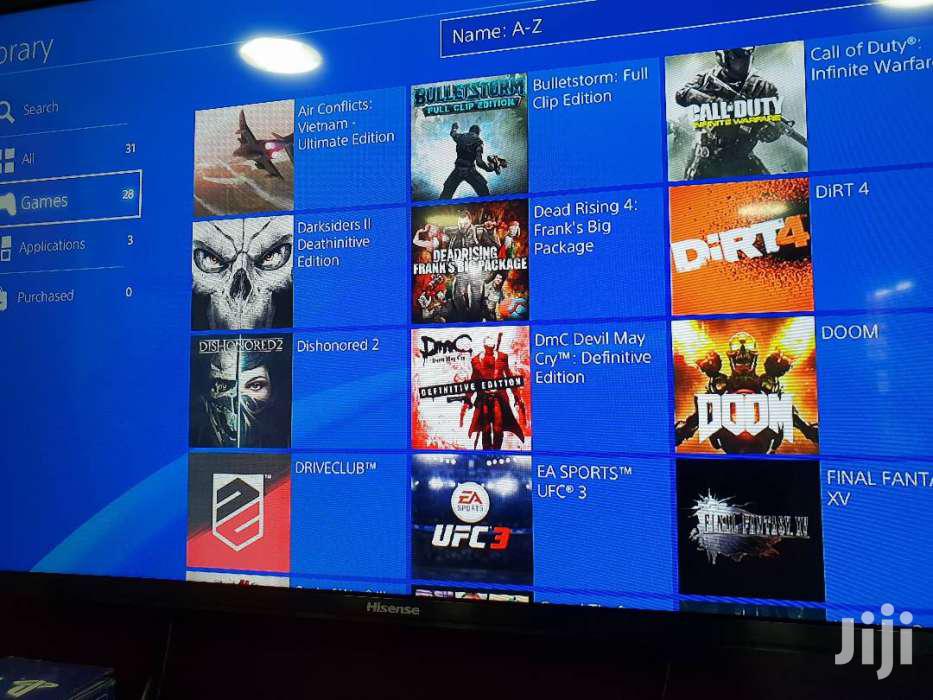 Playstation 4 10 Games Free Chipped and 1 New Pad