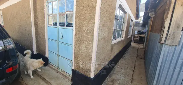 4bdrm Bungalow in Kspdoya Estate, Kapsoya for sale