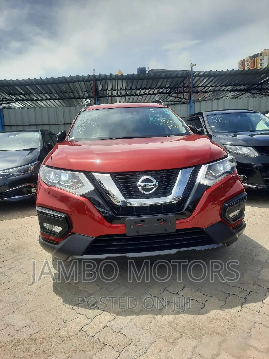 Nissan X-Trail 2.0 Petrol FWD 2018 Red