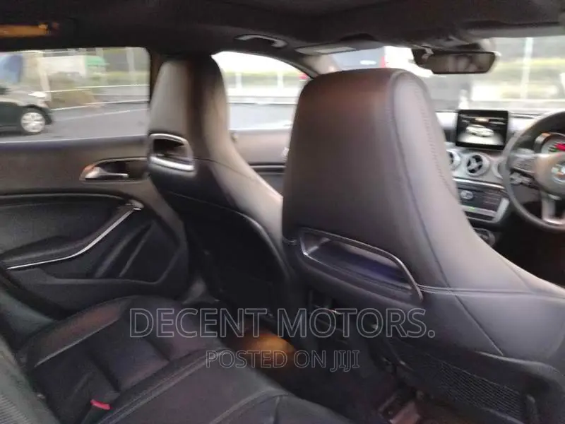 Mercedes-Benz GLA-Class 2017 Brown