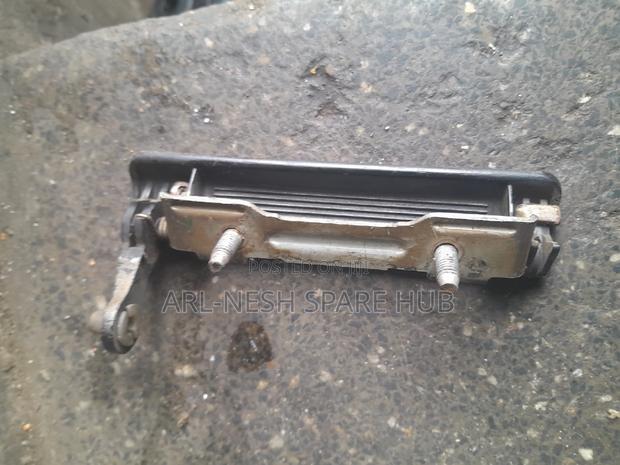Subaru Legacy Bh5 Boot Handle - thumbnail 3