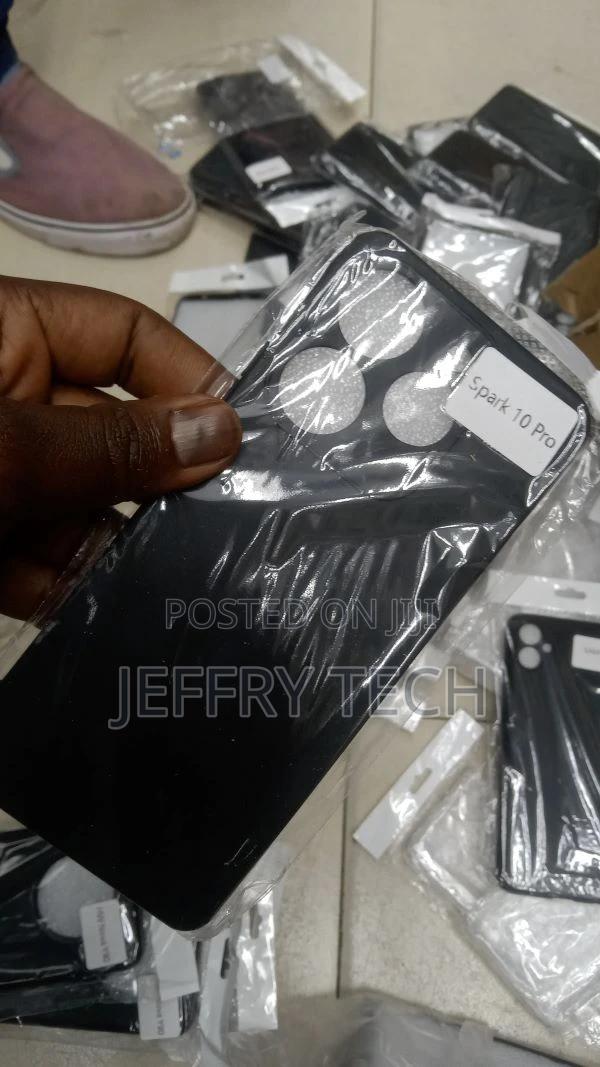 Generic Liquid Silicone Phone Case for Tecno Spark 10 Pro 4G - thumbnail 3