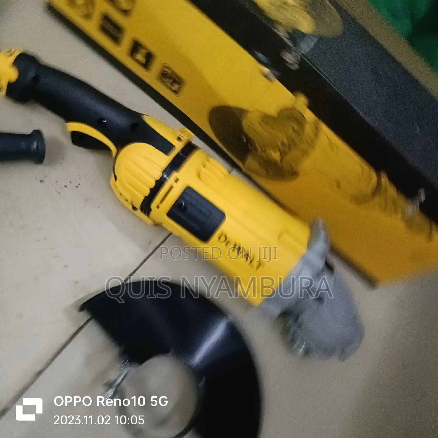 9" Dewalt Grinder/Grinder .
