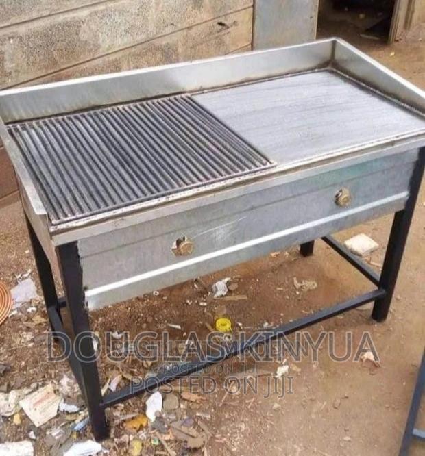 Hot Plate/Commercial Chapati and Choma Griddle. - main view