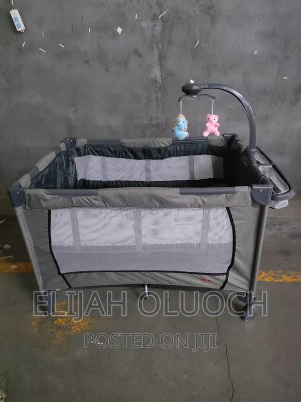 Playpen WTH a Bed Ring - thumbnail 3