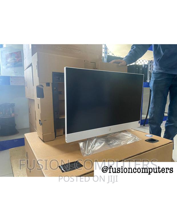 New Desktop Computer HP AiO 24 8GB Intel Core i5 SSD 512GB - main view