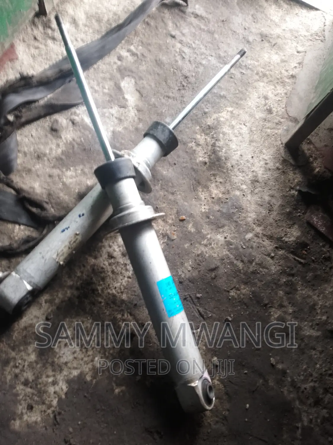 BMW E 60 Rear Shocks for Ground Clearance