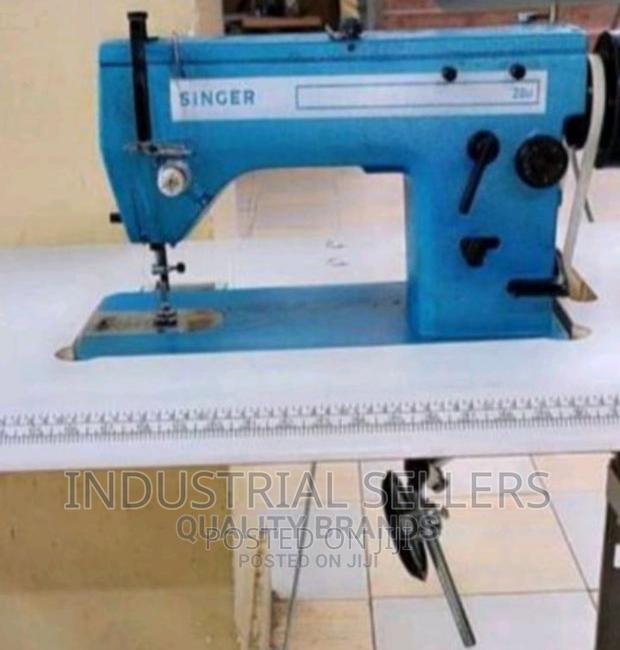 Multifunctional Singer 20u Sewing Machine - main view