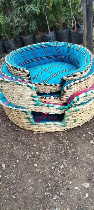 Handmade Chiwawa Masai Shuka Petbeds