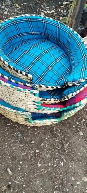 Blue,Pink,Red Colourful Petbeds,Pet Bed